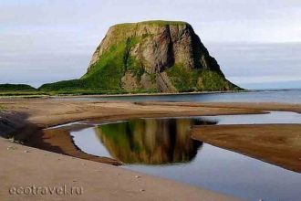 Площадь заповедника 56,7 тыс. га.