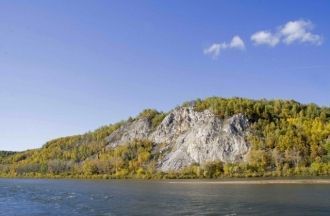 Они сохранились в виде небольших цокольн