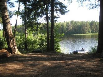 К северу от г.п.Мядель, вблизи дере-вень