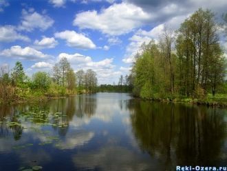 Происхождение водоема: тектоническое