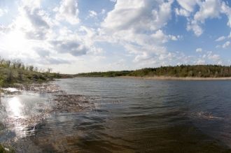 В нижнем участке течение реки замедляетс