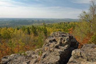 Сейчас на месте шахт остались затопленны