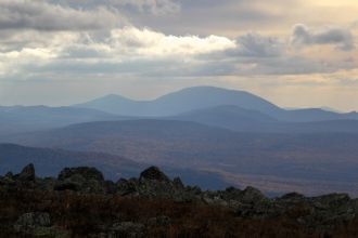 На вершине Большого Шелома ощущаешь неку