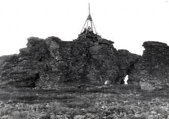 На ч/б фото мы на Отортене в походе 3 к/