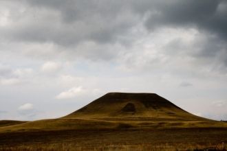 Ее называют Сусак-тау, что в переводе с 