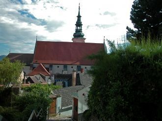 Церкоь Пиаристов (Piaristenkirche, Fraue