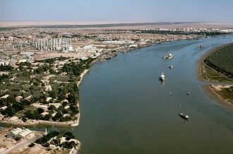 Басра - важнейший порт Ирака, находится 