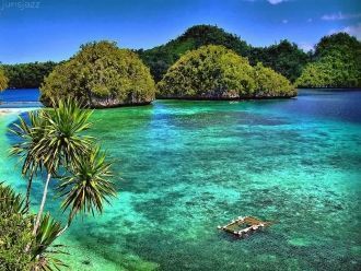 Омывают остров сразу четыре моря: Миндан