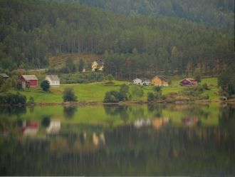 Озеро обладает уникальной фауной, а мног