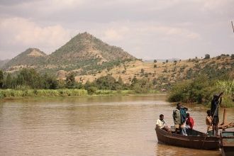 В Южном Судане река меняет название на Б