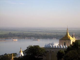 Иравади-река