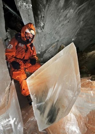 Селенит — один из самых красивых форм ги