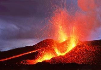 Эти извержения забрасывали вулканические