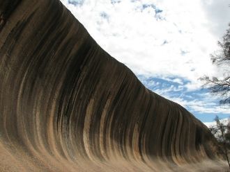 Скала “Каменная волна” в Австралии.
