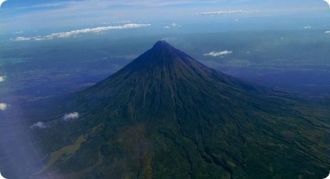 Филиппинский вулкан Майон (Mayon Volcano