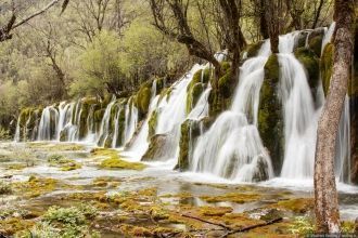 В долине Цзючжайгоу находятся 17 водопад