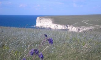 Мыс Тарханкут - бриллиант Крымского полу