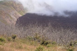 Часть десятикилометровой кальдеры вулкан