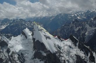 Впервые этот пик был покорен по Западной