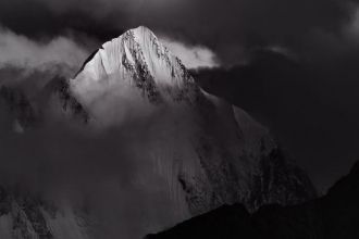 Гора Пик Лайла.Высокая гора, расположенн