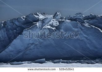 Когда же наступает недолгий летний сезон