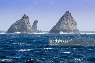 А ближе к северу вода становится еще теп