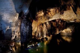 Пещера имеет несколько больших по размер