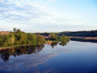 Длина Южного Буга - 806 км, площадь басс