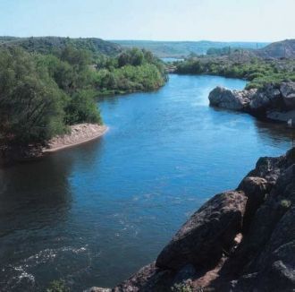 Южный Буг - одна из значительных рек Укр
