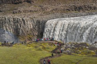 Трудно на самом деле подобрать достойную