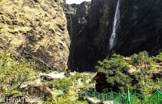 Весной, когда преимущественно сухая пого