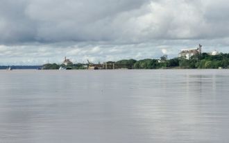 Название реки произошло от португальског