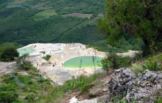 От края Каскада Чика открывается вид на 