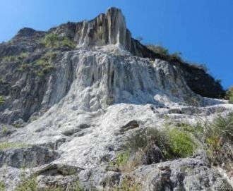 Девяносто пять процентов поверхности пор