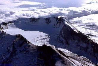 Они считаются первыми покорителями вулка