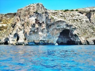 Это отверстие едва достаточно, чтобы про