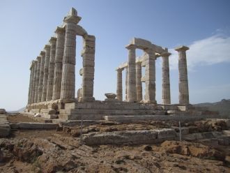 Для строительства сооружения древние стр