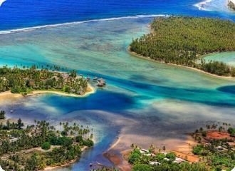 На берегу озера Фауна-Нуи, на холме Мата