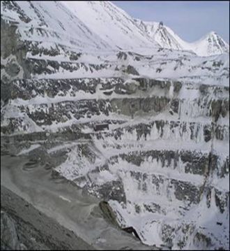 В ходе ежегодных экспедиций, организован