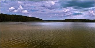 Мелководье протяженное, песчаное до глуб