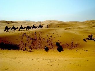 На юге же территории пустыни плавно пере