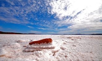В период засухи вся вода уходит, и можно