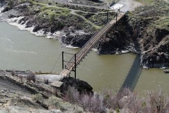 Он в 1808 году исследовал бассейн незнак