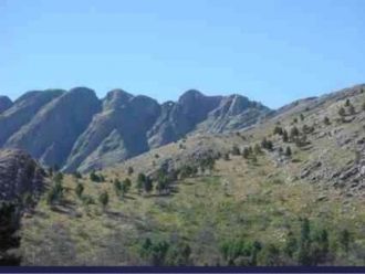 К югу от плато находится долины Нигера и