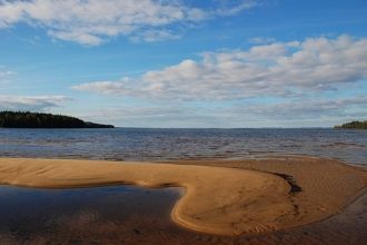 В пользу этой гипотезы говорят стекловид