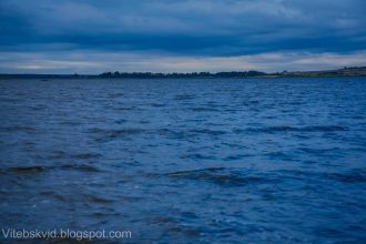 Овальная котловина подпрудного типа вытя