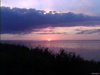 Тогда молодой князь построил на острове 