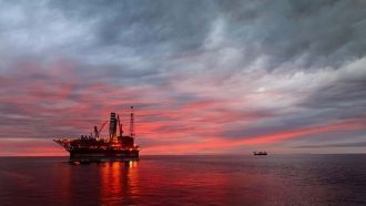 На климат региона большое влияние оказыв