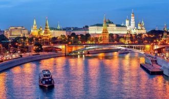 Москва-река в пределах столицы имеет дли