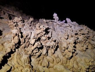 Ледник, таявший раньше очень медленно, н